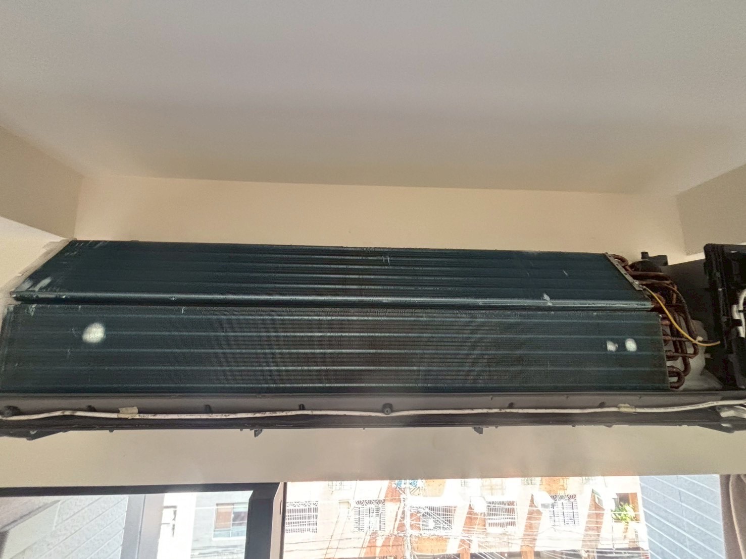 台中南屯分離式冷氣清洗兩台