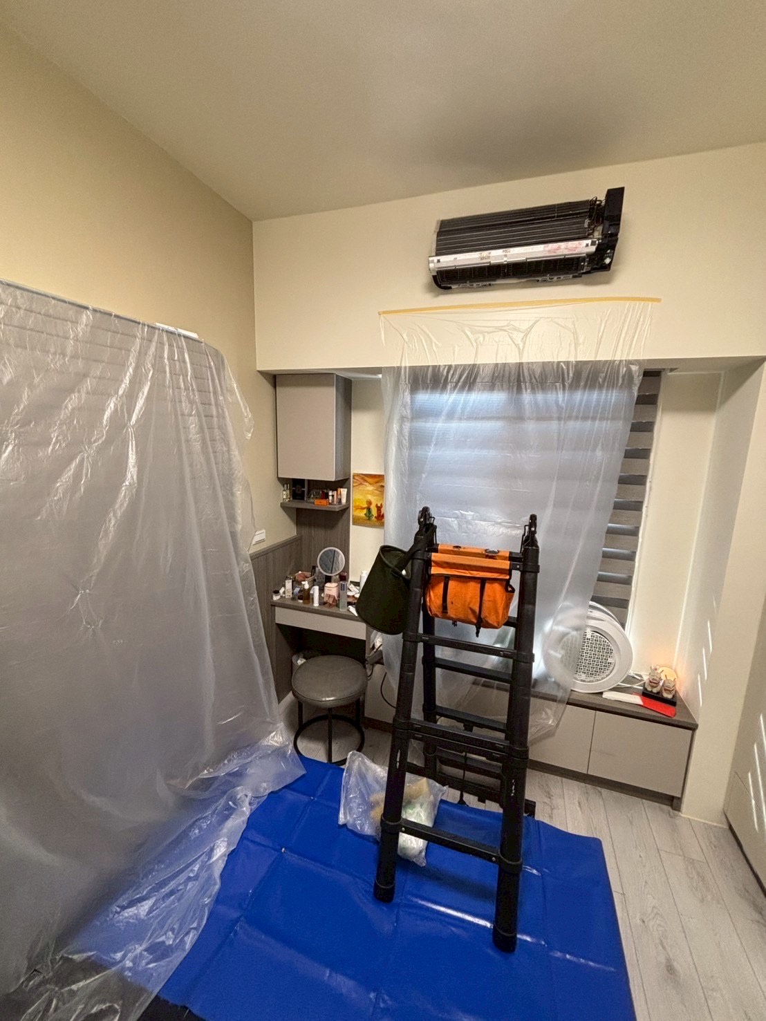 台中西區分離式冷氣清洗二台 