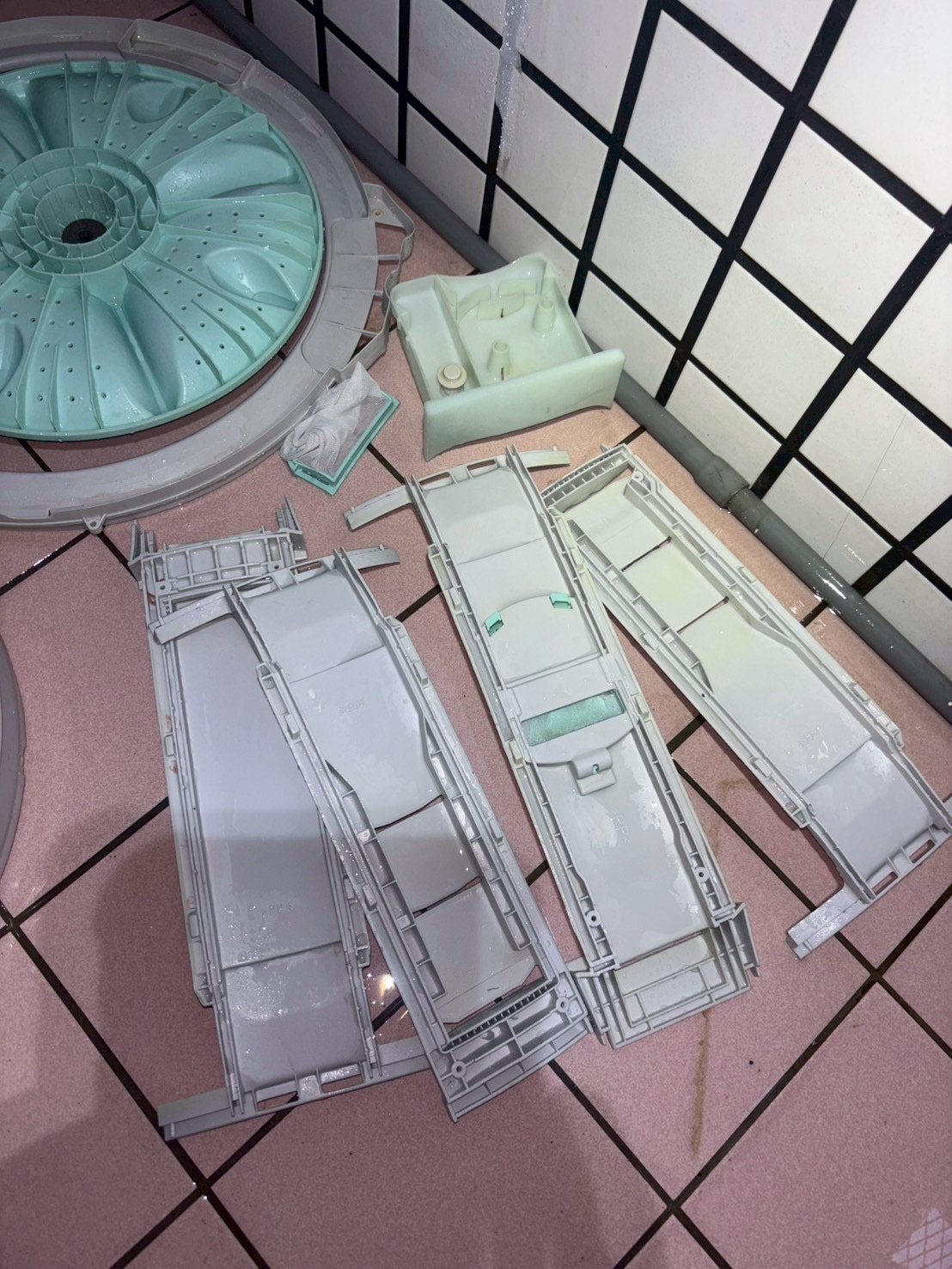 台中西屯直立式洗衣機清洗一台 