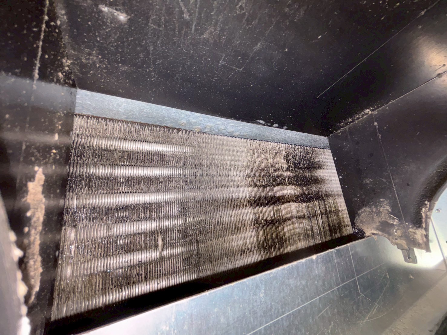 台中北區吊隱式冷氣清洗一台 