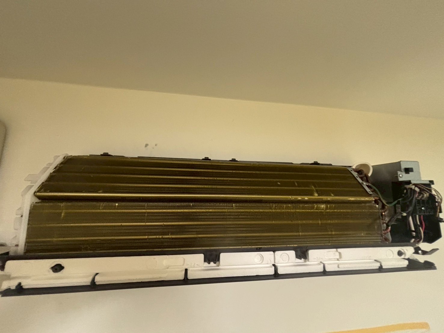 台中太平分離式冷氣清洗二台