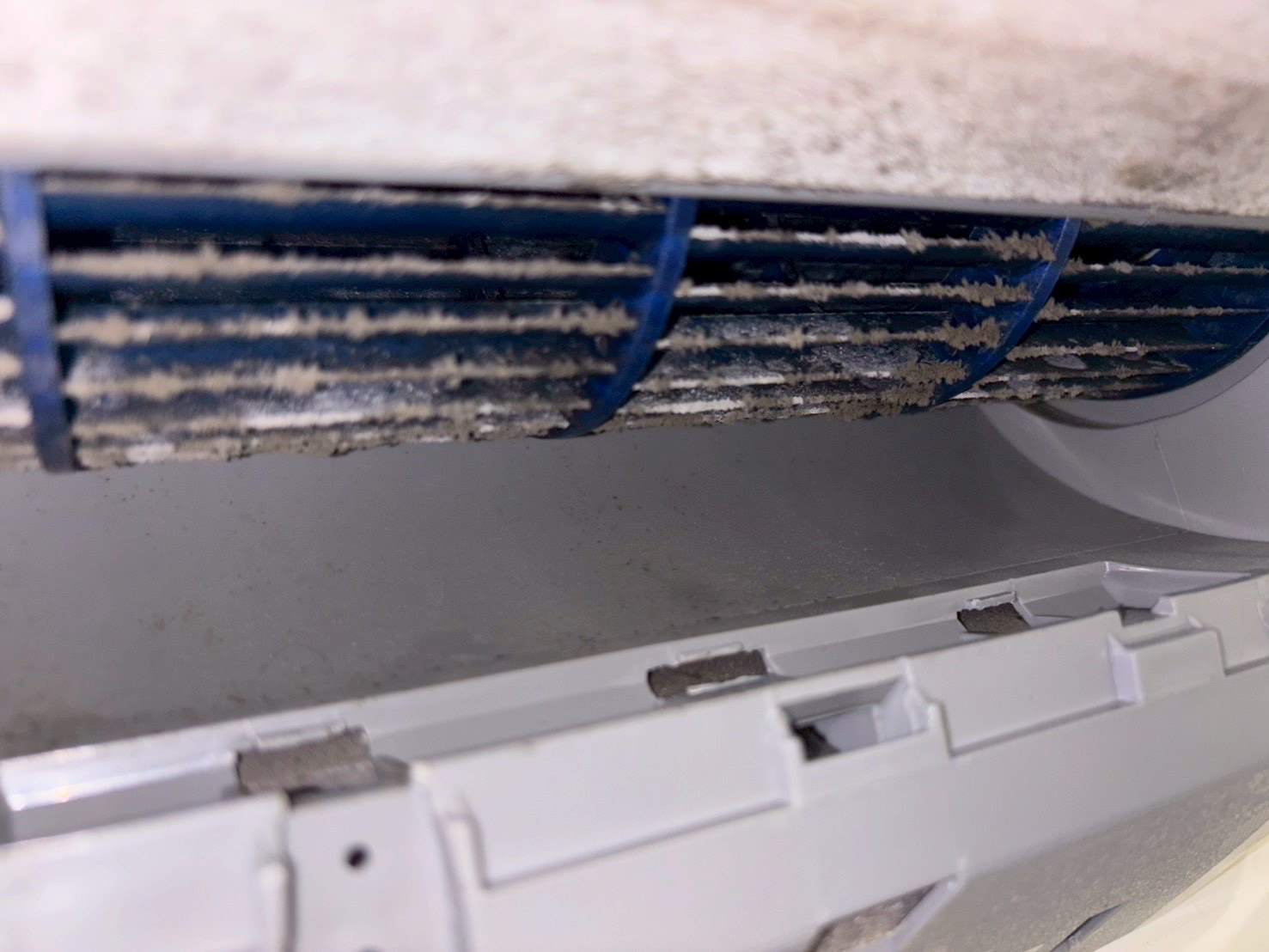 台中西屯分離式冷氣清洗一台