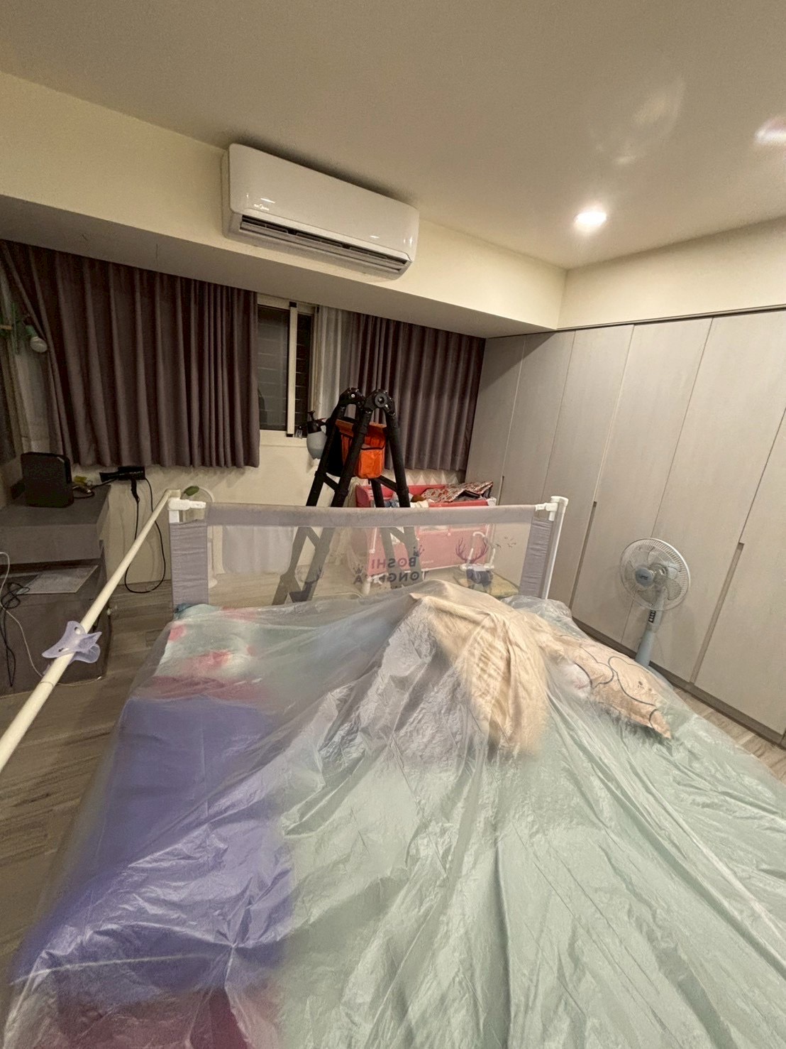 台中西屯分離式冷氣清洗一台