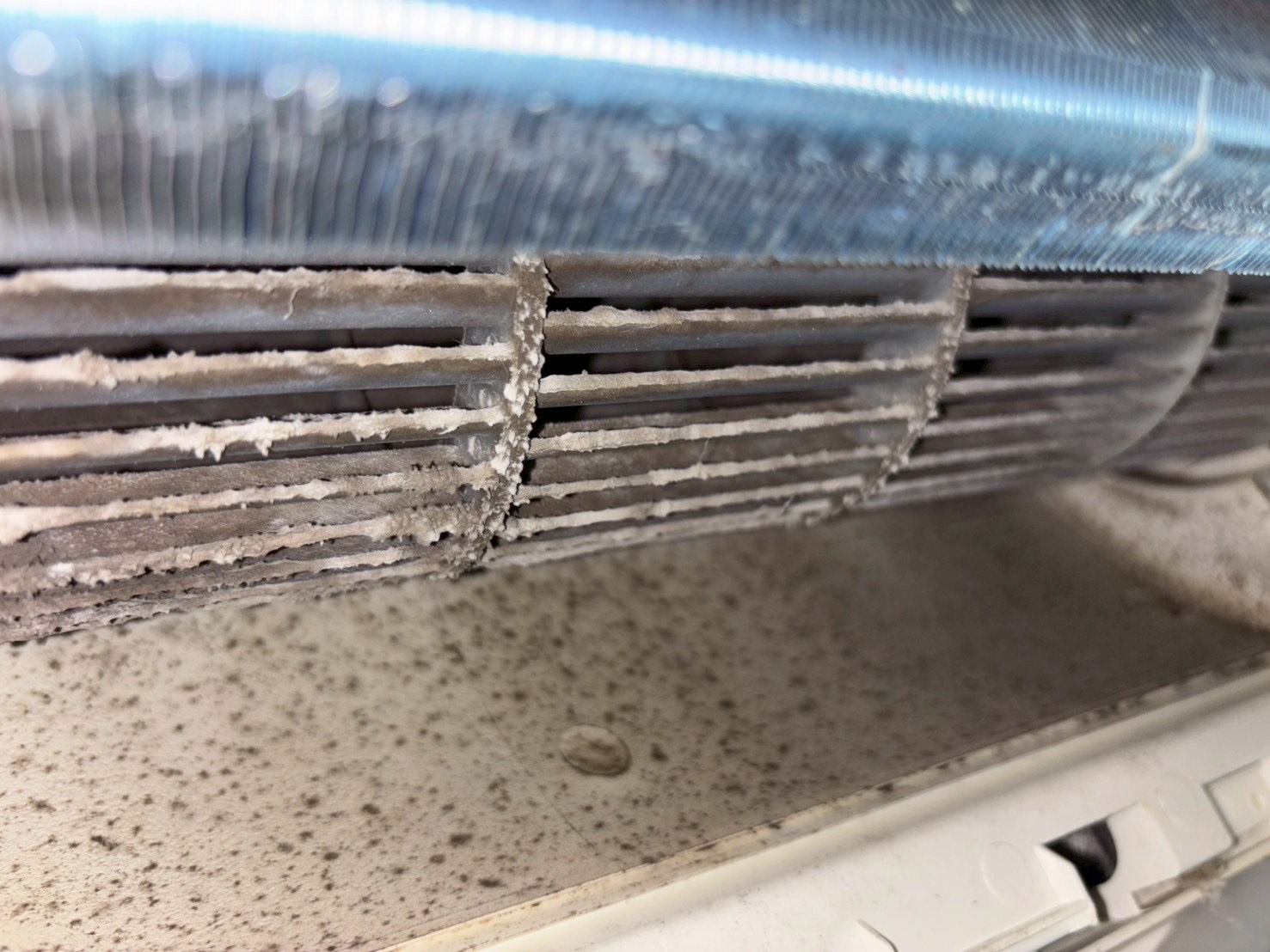 台中北區分離式冷氣清洗一台