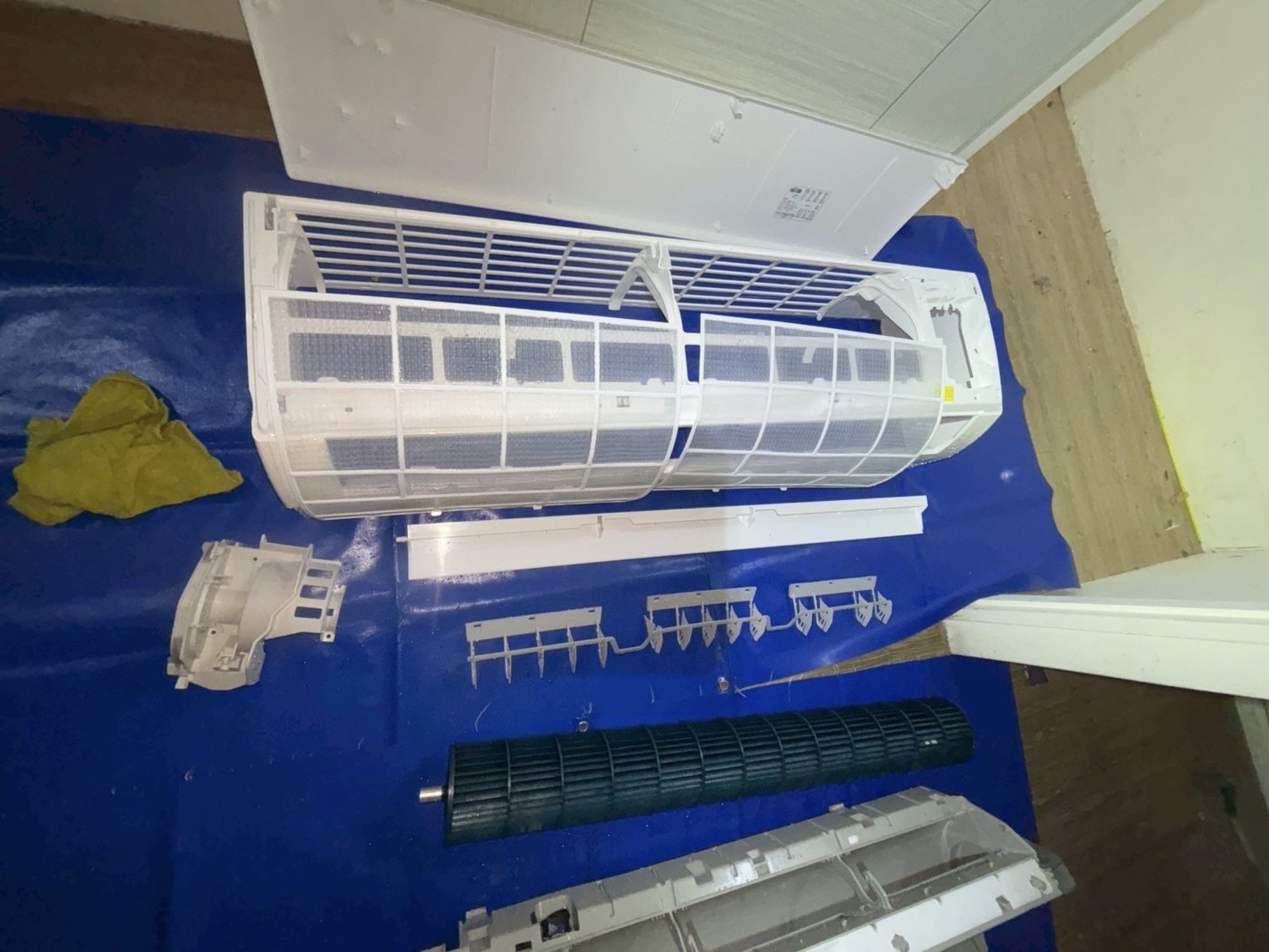 台中西屯分離式冷氣全拆清洗