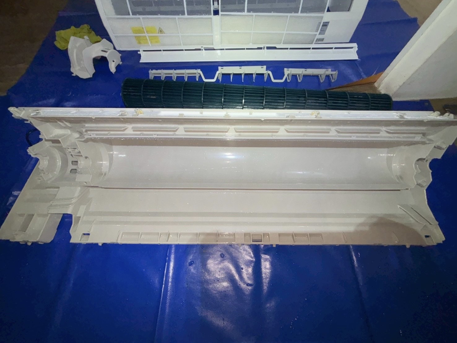 台中西屯分離式冷氣全拆清洗