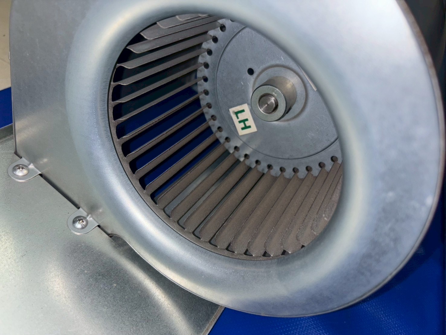 台中豐原吊隱式冷氣清洗一台