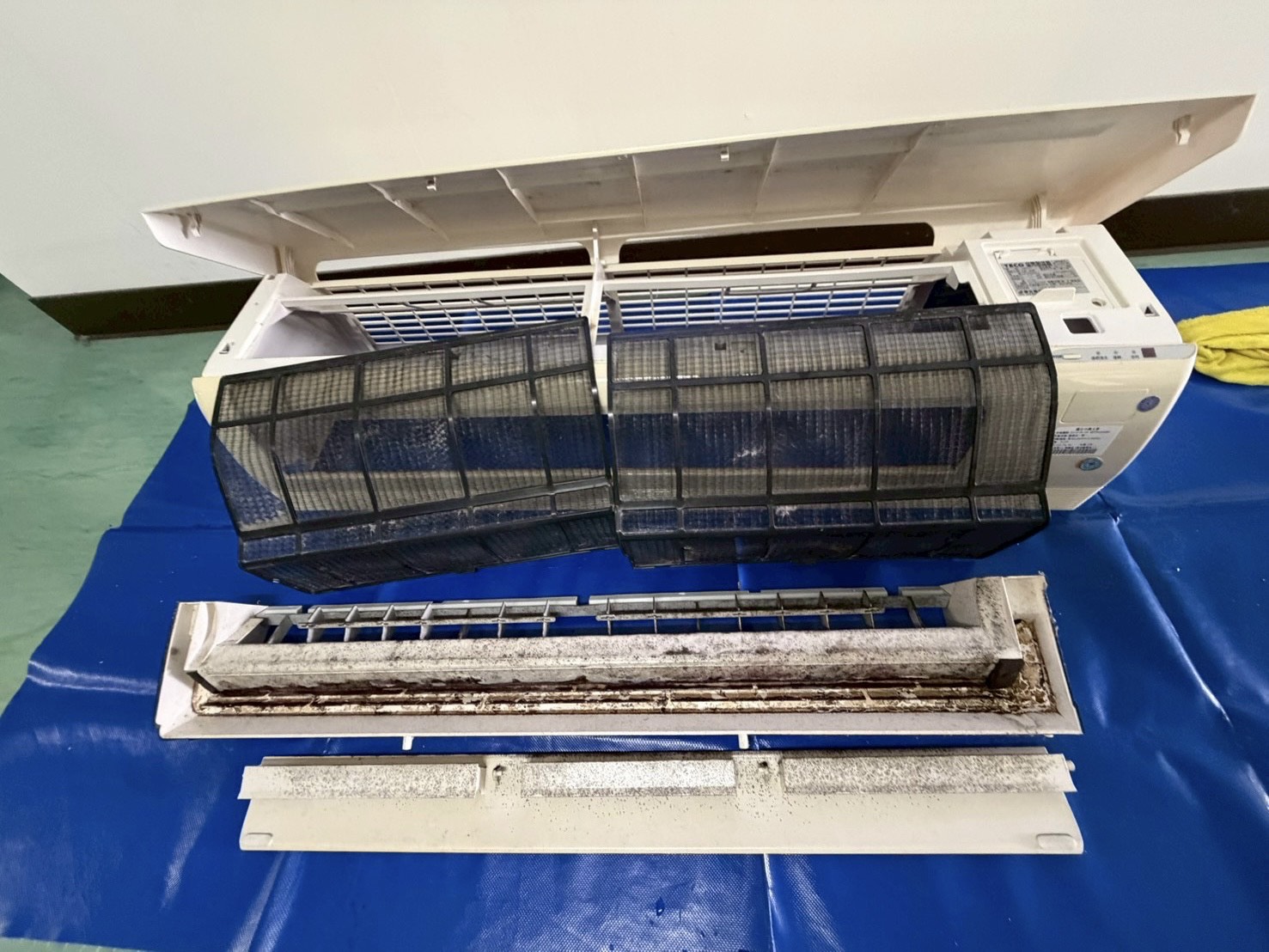 台中中興大學分離式冷氣清洗