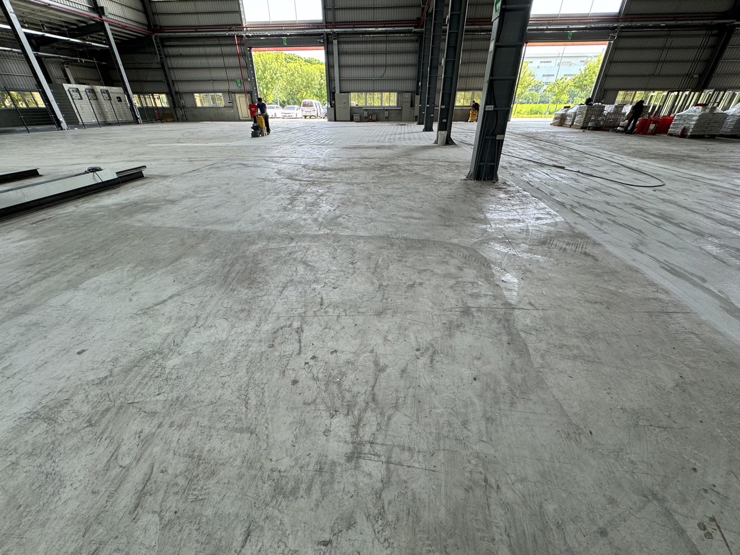 台南工業區廠房 流展型EPOXY地坪 數量2000m2 