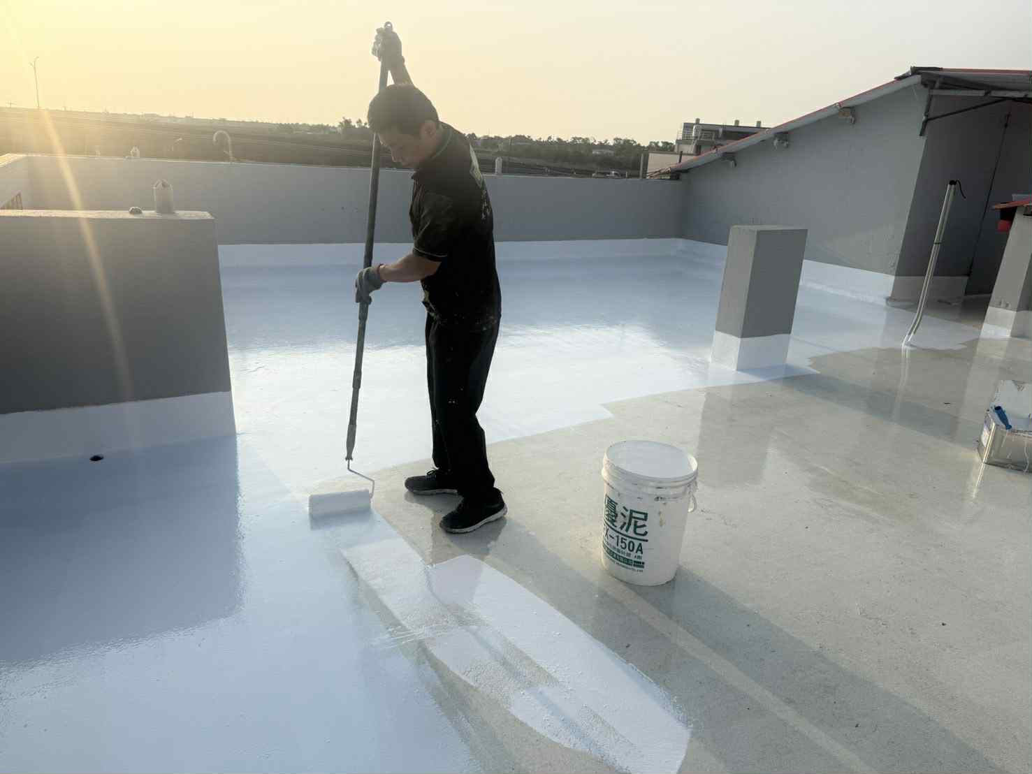 台南新營屋頂PU防水面漆保養